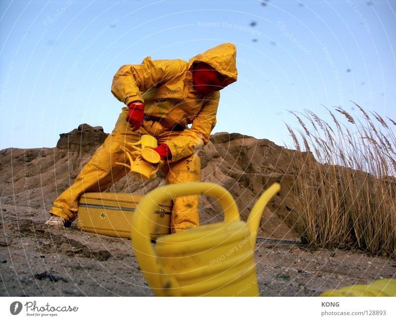 I can give you ! Watering can Mars Suit Jug Yellow Working clothes Futile Gray-yellow Light brown Workwear Yolk 9 Absurd Hill Earth Protective clothing Pile up