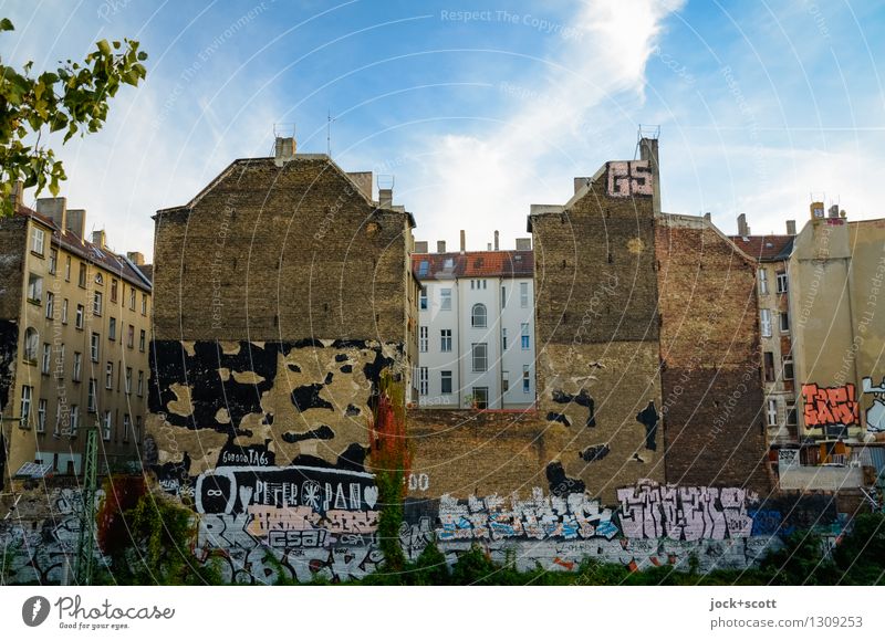 firewall, graffiti in Prenzlauer Berg Street art Clouds Summer Beautiful weather Town house (City: Block of flats) Facade Backyard Fire wall Tourist Attraction