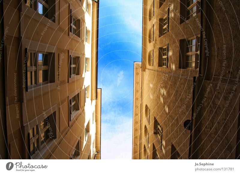 alley panorama House (Residential Structure) Sky built Window Claustrophobia Alley Town house (City: Block of flats) Narrow Sunlight Shadow Tall Facade