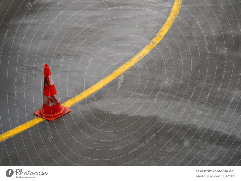 hat game Asphalt Cold Tar Hat Loud Eye-catcher Agitated Street boundary Construction site Calm Rule Regulation Exterior shot Traffic infrastructure Street sign