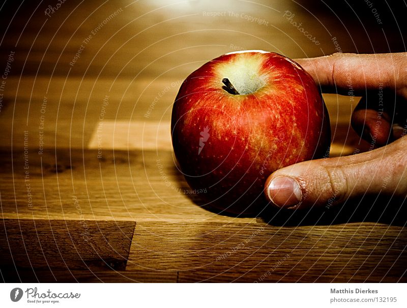 apple Table Wooden table Healthy Red Yellow Hand Fingers Take Nutrition Back-light Crunchy Juice Juicy To enjoy Vitamin Stalk Fingertip Occur Poison Mount Eden