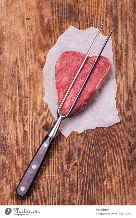 Meat Love Food Fork Good Honest Steak beef steak Carving fork Raw Wood Rustic Portion Beef Loin loin of beef Filet mignon Cooking Food photograph Paper prongs
