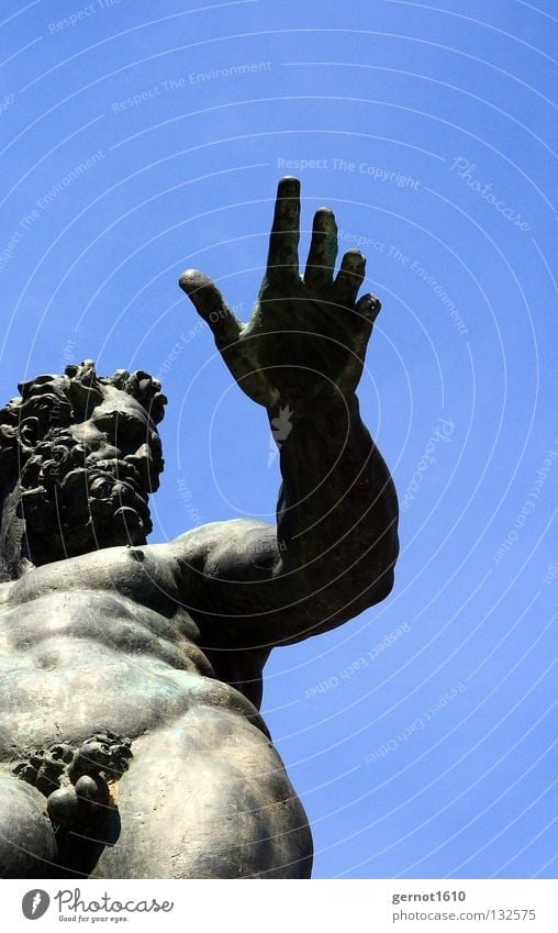 Neptune's Schniedel Statue Well Hand Facial hair Tails Naked Deities Heavenly Patina Self-confident Art Monument Ancient Old times Classic Arts and crafts