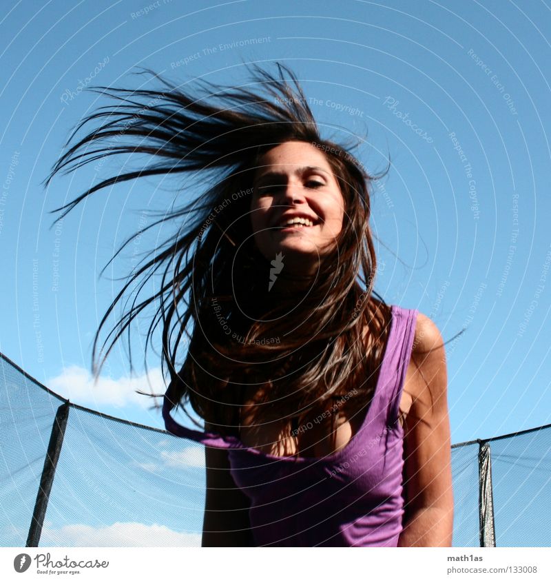 Woooooo Portrait photograph Jump Brown Woman Brunette Violet Trampoline Joy Hair and hairstyles Wind Face Sky Blue Flying hitchhike little bird Hanna birds fun