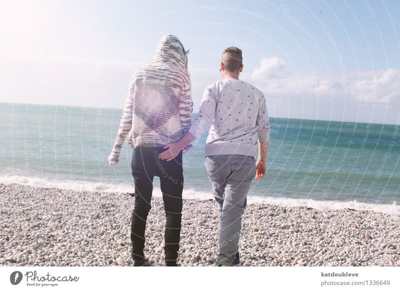 Come with me my love Feminine Androgynous Homosexual Friendship Couple Partner 2 Human being Coast Beach Ocean Touch Movement Discover Relaxation Walking Love