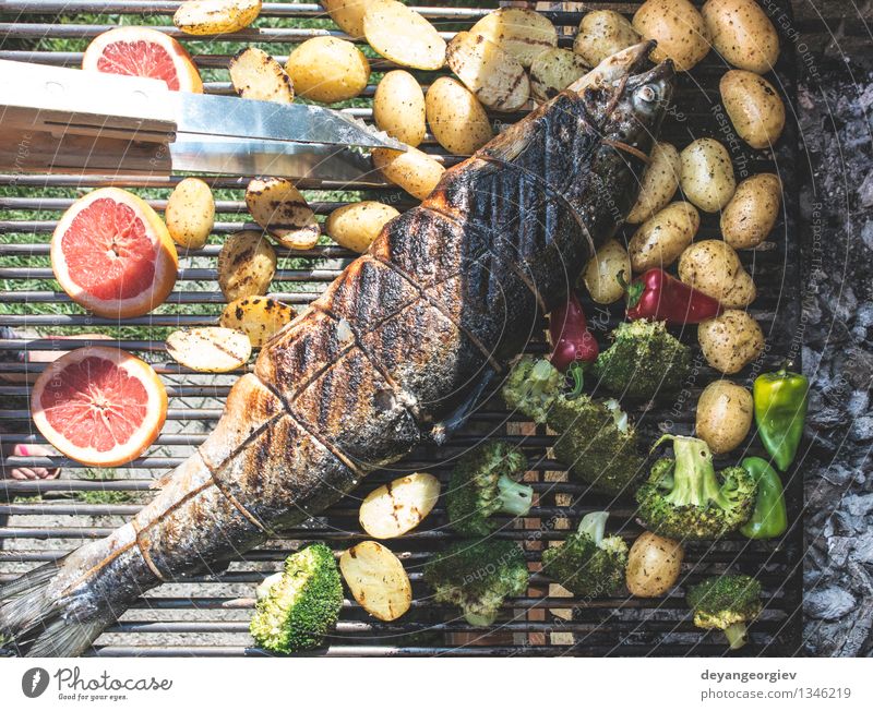 Roasting salmon fish on grill Meat Seafood Vegetable Lunch Rope Paper Fresh Hot Red Salmon Roasted Potatoes Steak Gourmet Meal Broccoli Tomato Cooking Rustic