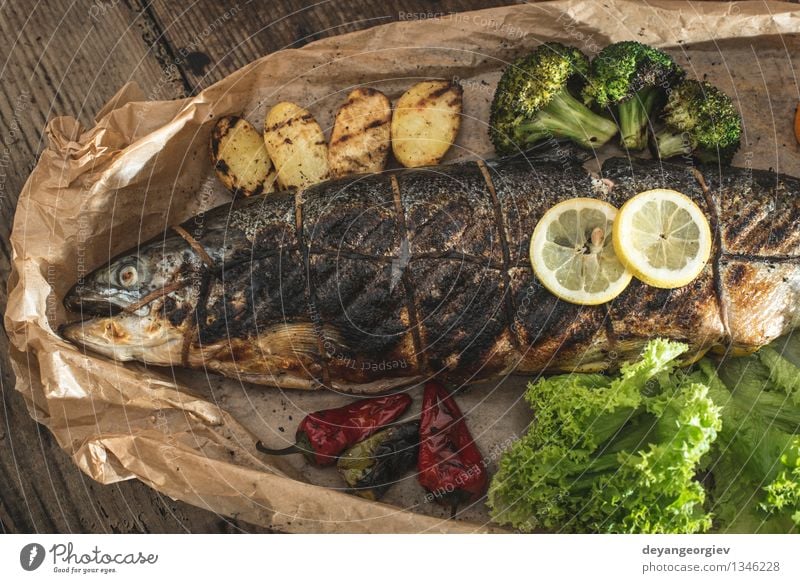 Roasted salmon and vegetables Seafood Vegetable Lunch Dinner Plate Rope Paper Green White Salmon Meal Gourmet Dish Carrot Broccoli Lemon Organic Cooking