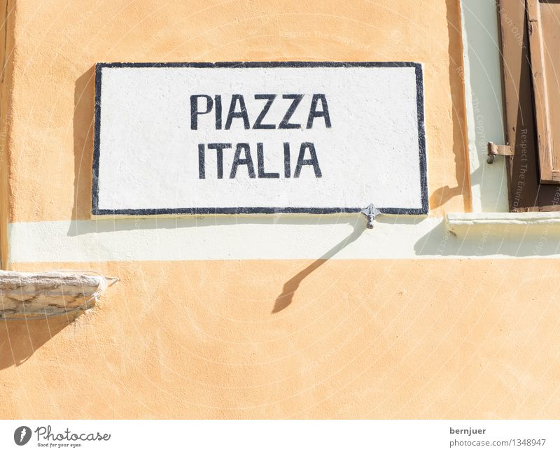 piazza Town Deserted House (Residential Structure) Manmade structures Building Architecture Facade Window Sign Characters Digits and numbers Signs and labeling