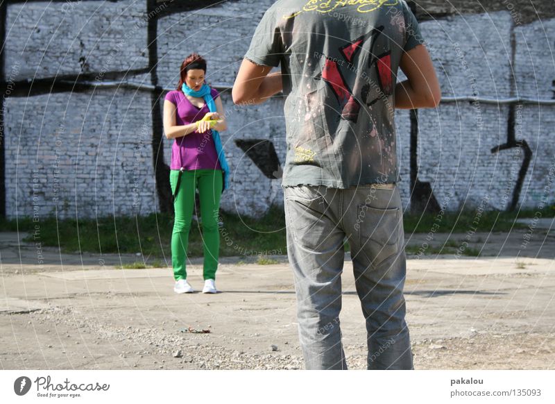MAKING OF Multicoloured Green Pants Summer Style Friendship Backyard Crazy Paparazzo Spontaneous Break Filming Leisure and hobbies Wall (building)
