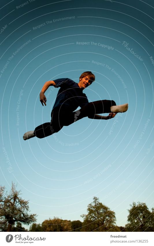 uses the Parkour Jump Back somersault Backwards Back-light Switzerland Acrobatic Airplane Body control Brave Risk Skillful Easygoing Spirited Action Commercial
