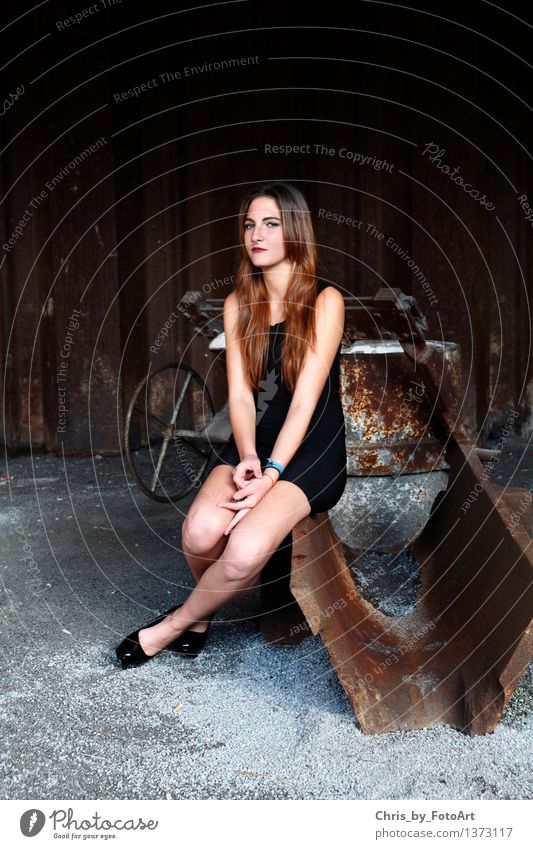chris_by_photoart Feminine Young woman Youth (Young adults) Woman Adults 1 Human being 13 - 18 years Duisburg Industrial plant Dress Accessory Piercing