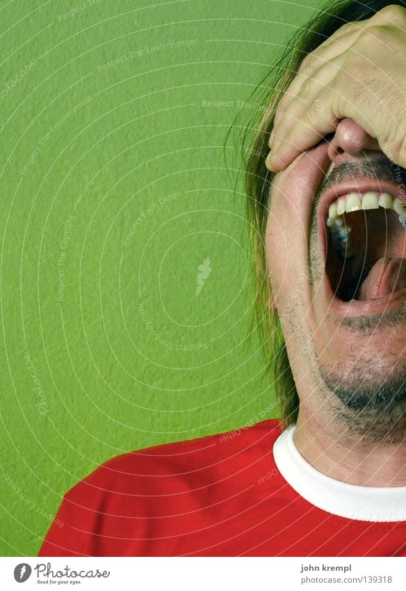 merda! Italy Green Red Scream Portrait photograph Hand Unshaven Madness Loud Fear Panic Anger Aggravation Man european champion UEFA European Championship Face