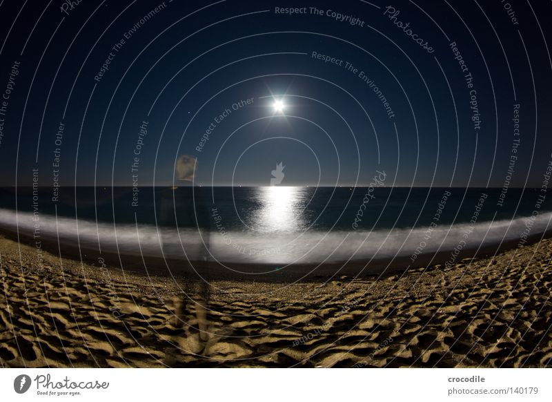 moonshine Moon Beach Lighting Reflection Celestial bodies and the universe Ocean Waves Surf Fisheye Horizon Ghosts & Spectres  Human being Man Stand Transparent