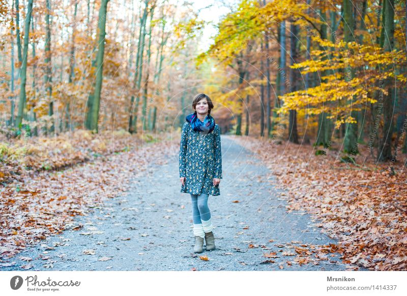 here i am Feminine Girl Infancy Youth (Young adults) Life 1 Human being 8 - 13 years Child Nature Autumn Forest Stand Autumnal Automn wood Autumn leaves