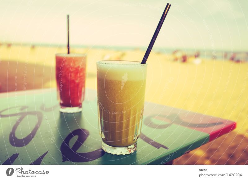 offline Beverage Drinking Cold drink Lemonade Alcoholic drinks Longdrink Cocktail Glass Lifestyle Exotic Joy Contentment Relaxation Vacation & Travel Summer