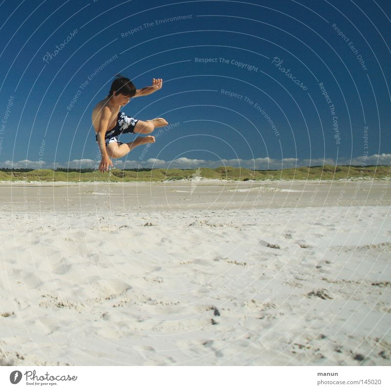 having fun Child Boy (child) Man Youth (Young adults) Summer Beach Ocean Coast Vacation & Travel Playing Leisure and hobbies Air Healthy Brown Yellow White