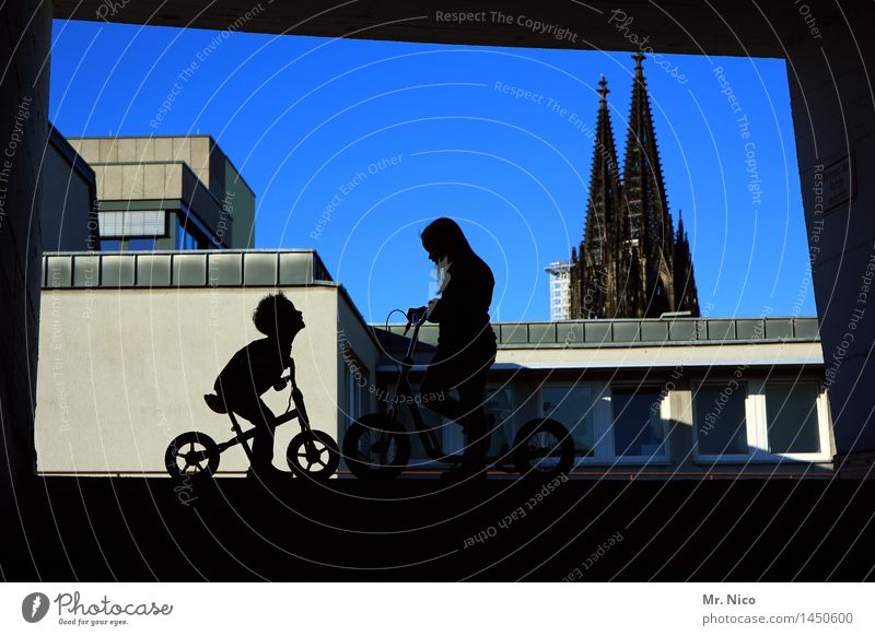 schättroom Leisure and hobbies Playing Cycling Bicycle Masculine Feminine Girl Boy (child) Brothers and sisters Friendship Infancy 2 Human being Cloudless sky