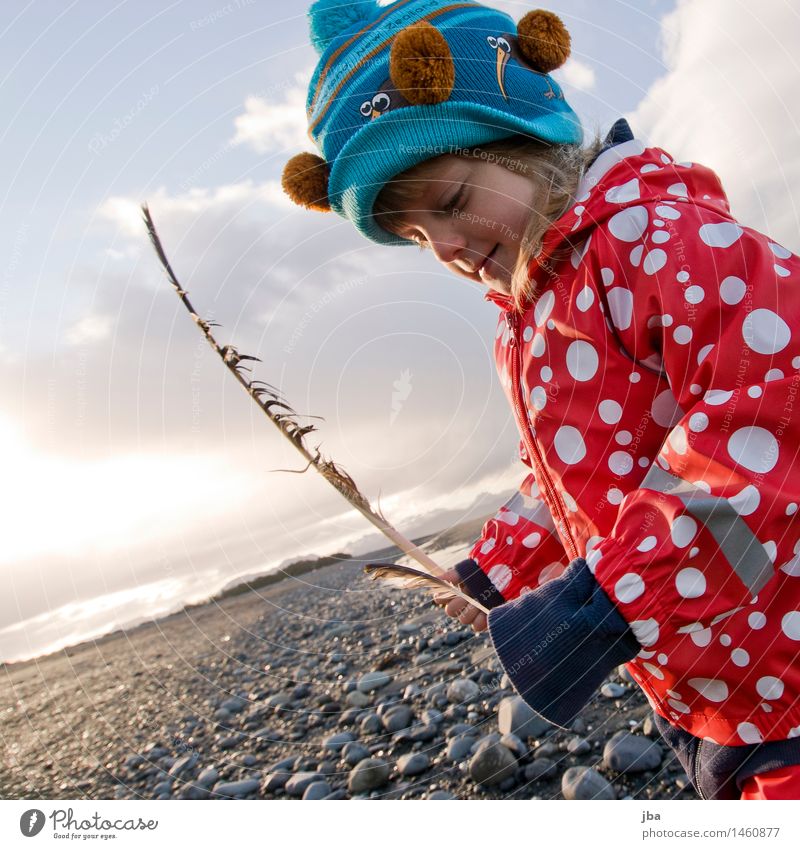 proud finder - Alaska 01 Life Contentment Leisure and hobbies Vacation & Travel Trip Far-off places Beach Ocean Parenting Child Study Feminine Girl Human being
