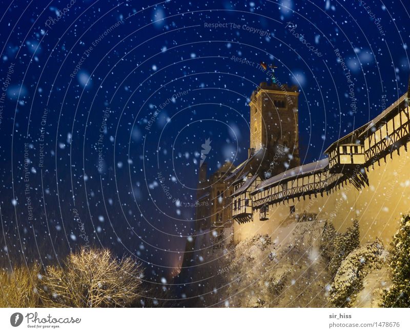 Let it snow Wind Ice Frost Snow Snowfall Eisenach Old town Hut Castle Wall (barrier) Wall (building) Roof Tourist Attraction Landmark Monument Wartburg castle
