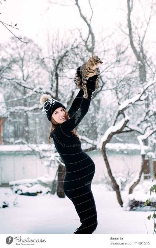 happy & cat Lifestyle Elegant Style Joy Harmonious Senses Relaxation Leisure and hobbies Playing Trip Adventure Freedom Winter Snow Winter vacation Feminine