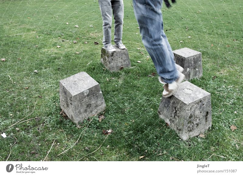 hopping box 3D Lawn Park Stone Block Hop Jump Human being Legs Feet Playing Romp 4 Cologne Cold Movement Garden Rhine turf