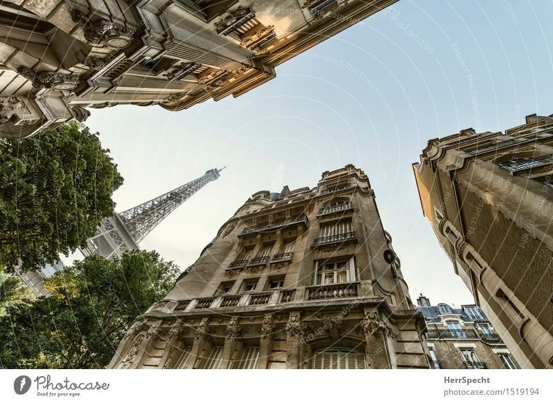 Bon matin à Paris France Capital city Downtown House (Residential Structure) Tower Manmade structures Building Architecture Facade Balcony Tourist Attraction