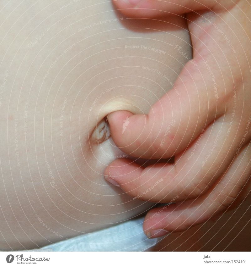 belly Stomach Navel Hand Child Detail Fingers Nappy Body Parts of body Toddler Skin Delicate Macro (Extreme close-up) Close-up Baby Healthy
