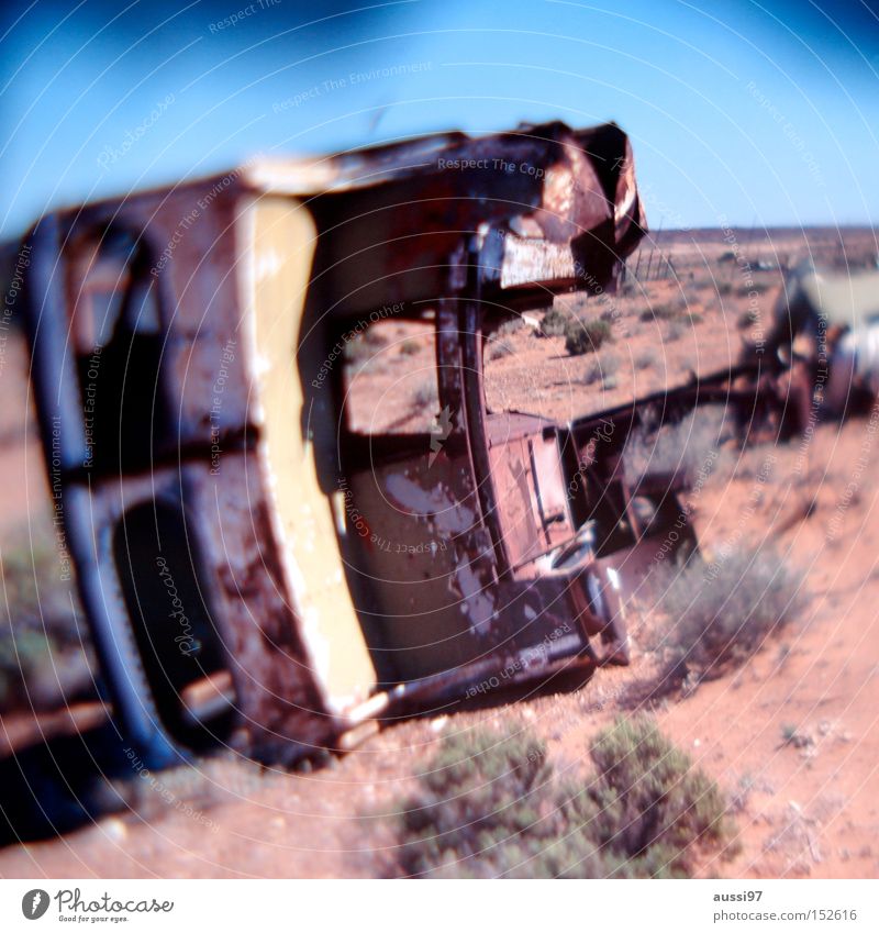 Pa Walton had an accident. Wrecked car Desert Warmth Accident Motor vehicle Sand Derelict Transport Car unscathed