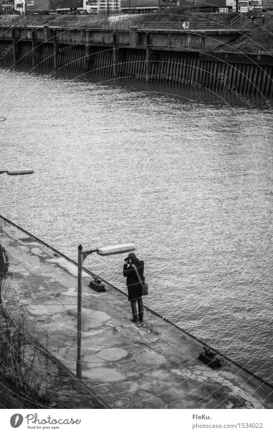 HH16.1 | The Photographer Human being Masculine Young man Youth (Young adults) Water Hamburg Town Port City Harbour Navigation Observe Gloomy Gray Moody