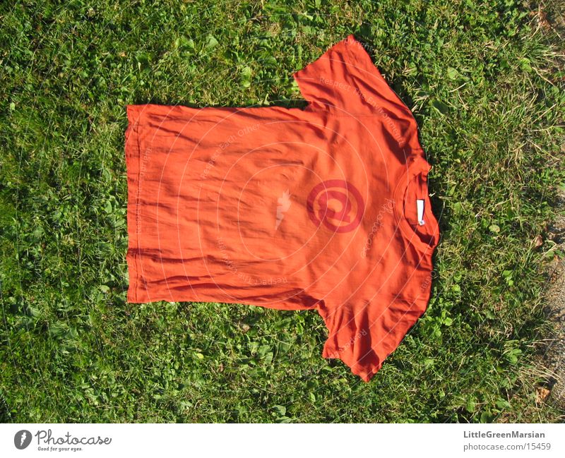@ shirt T-shirt Meadow Grass Things orange @ sign