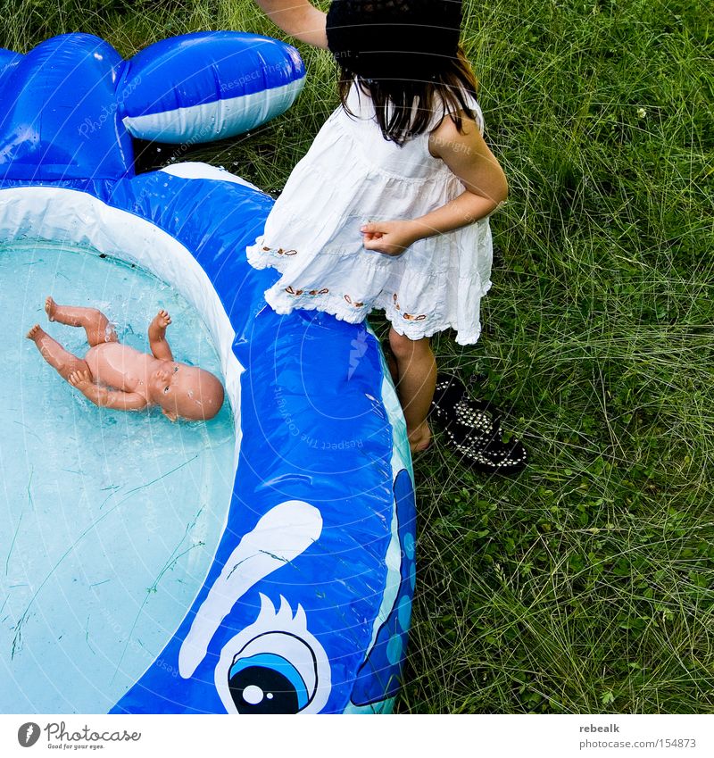 "The child has fallen into the well" Joy Hair and hairstyles Playing Vacation & Travel Summer Swimming pool Human being Child Girl Skin Arm 1 3 - 8 years