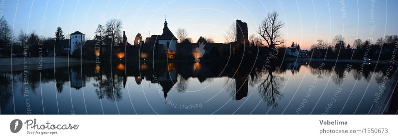 Hayn Castle in Dreieichenhain Culture Lakeside Village Ruin Tourist Attraction Landmark Blue Brown Gold Gray Pink Red Black Colour photo Exterior shot Deserted