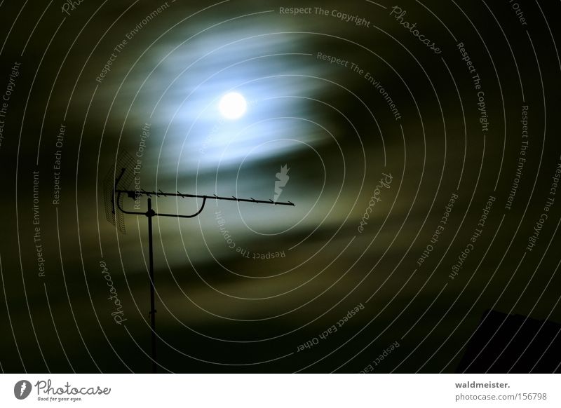 Antenna in moonlight Moon Night Clouds Dark Television Radio (broadcasting) Radio technology Radio waves TV reception Broacaster Mysterious Long exposure