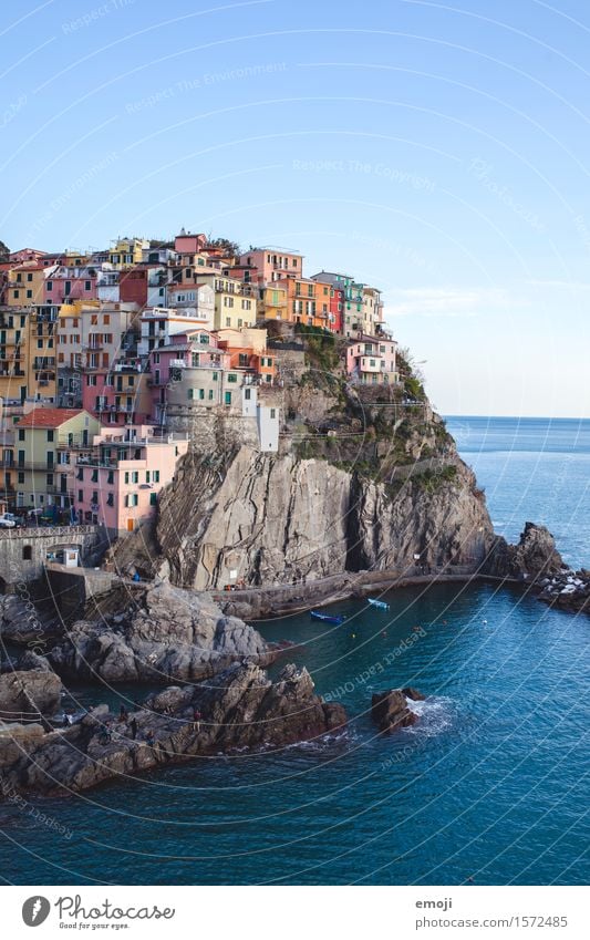 CINQUE TERRE Climate Beautiful weather Coast Ocean Small Town Outskirts Old town House (Residential Structure) Maritime Blue Cinque Terre Tourist Attraction