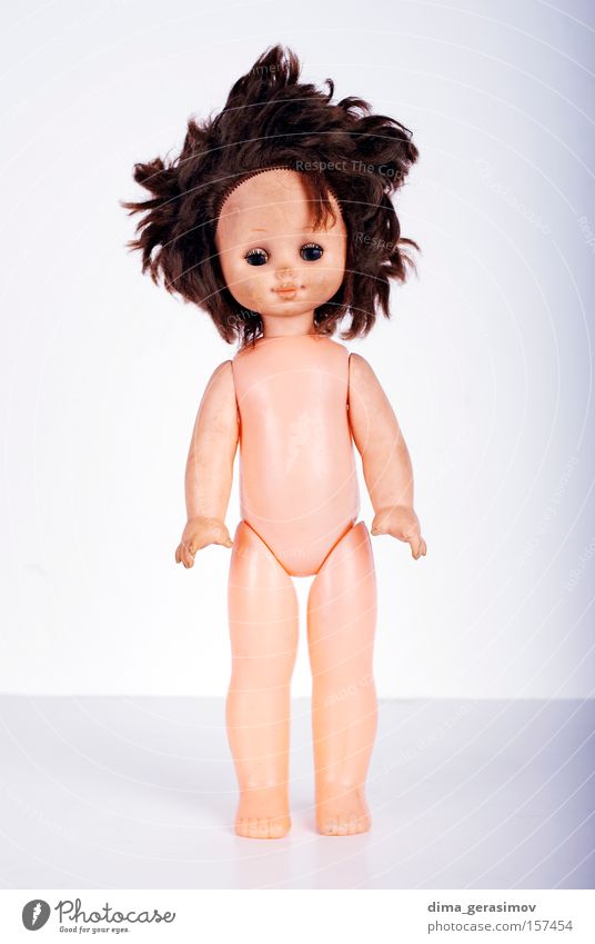 Doll 4 Move (board game) Fear Horror Night Nightmare Blue Legs Eyes Hair Panic Colour plaything arms Lips Body Interior shot