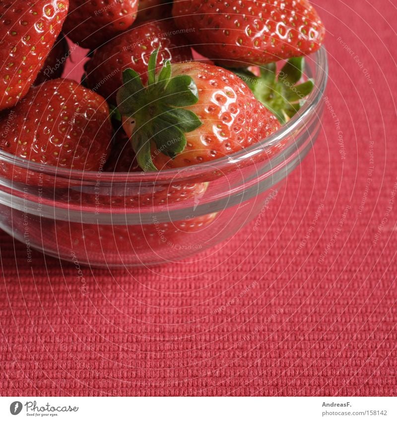strawberries Strawberry Bowl Fruit Vitamin Sweet Red Mature Summer Fresh Vegetarian diet Berries Glass bowl Nutrition