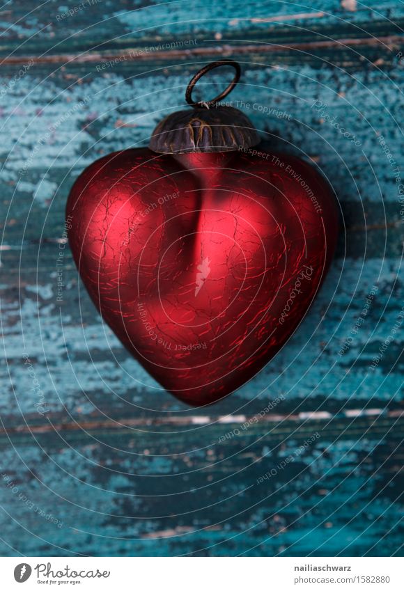red heart Valentine's Day Wood Glass Rust Heart Love Glittering Retro Beautiful Blue Red Sympathy Romance Eroticism Purity Lovesickness Relationship Happy Idyll