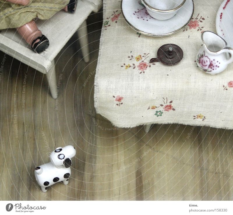 HL08 - Magic Eye Crockery Playing Chair Table Dog Toys Doll Communicate Sit Puppydog eyes doll's room Looking Toy dog Miniature Small wooden dog Exceptional