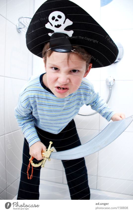 Arrrrrr, gold in sight! Pirate Sword Child Seaman Pyjama Carnival eye patch Tooth space 6 years Looking shower man