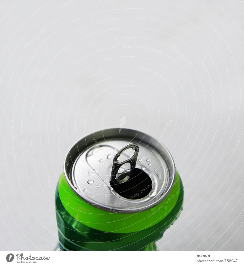 open to everything Beverage Cold drink Alcoholic drinks Packaging Tin Aluminium Deposit on cans Metal Simple Fresh Green Silver Optimism Thirst Tolerant