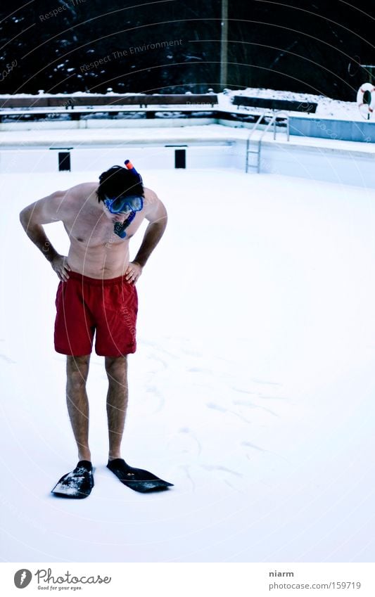 bruno is surprised Winter Dive Swimming & Bathing Diving equipment Ice Misplaced Amazed Marvel Swimming trunks Snow Cold Perplexed False Water wings Freeze Joy