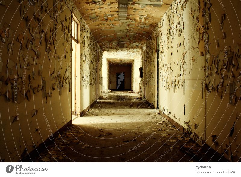 [Weimar 09] Hide-and-seek Room Location Corridor Decline Vacancy Light Transience Time Life Memory Destruction Old Military building Lanes & trails Hallway