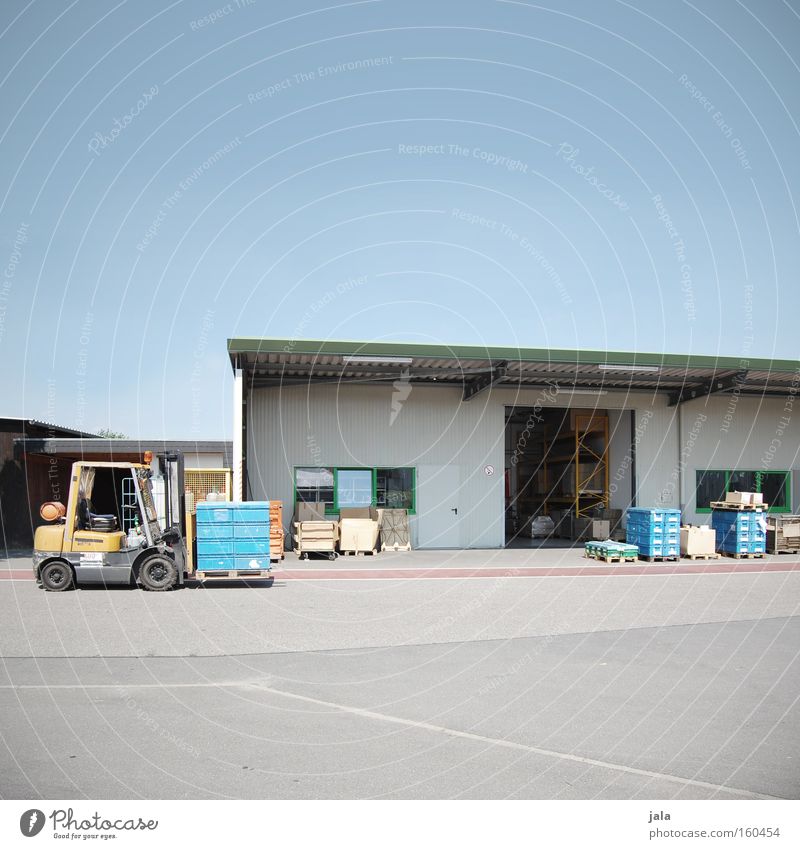 warehouse Building Wholesale trade Warehouse Hall Workshop Economy Industrial Photography Industry Factory hall Storage Logistics Sky Gate Forklift truck Goods