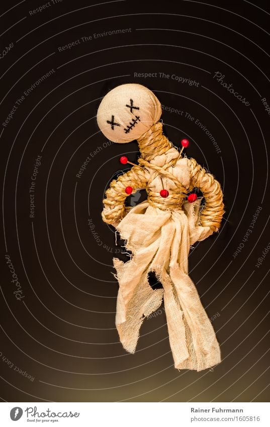 Ouch! - said the voodoo doll Exotic Hallowe'en Puppet theater Creepy Lovesickness Anger Animosity Revenge Relationship Colour photo Studio shot