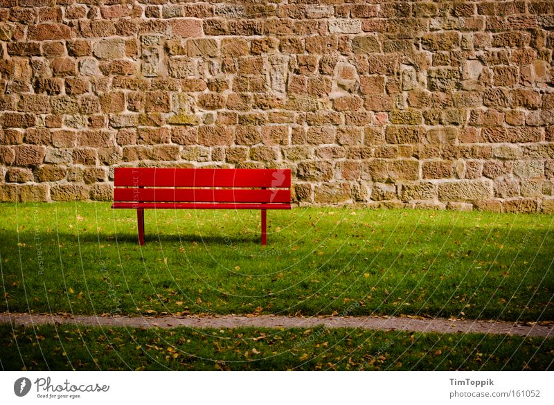 Bath bench Bench Red Relaxation Calm Break Loneliness Wall (barrier) Lawn Park Financial Crisis Summer Garden banking crisis
