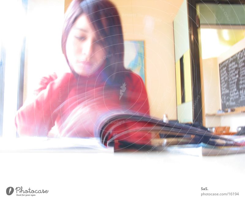 flow of information Magazine Long exposure Café Information Media Reading Feminine Woman Newspaper To leaf (through a book) Dynamics browse