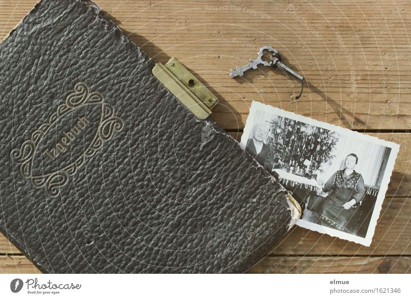 old diary with a paper picture Diary Book paper image Photography Key Paper Wood Network memoirs Old Historic Pain Senior citizen End Mysterious Nostalgia Past