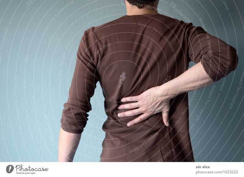 backaches Human being Masculine Man Adults Back by hand 1 30 - 45 years T-shirt Fatigue Exhaustion Physiotherapy Pain Body consciousness Health care Back pain