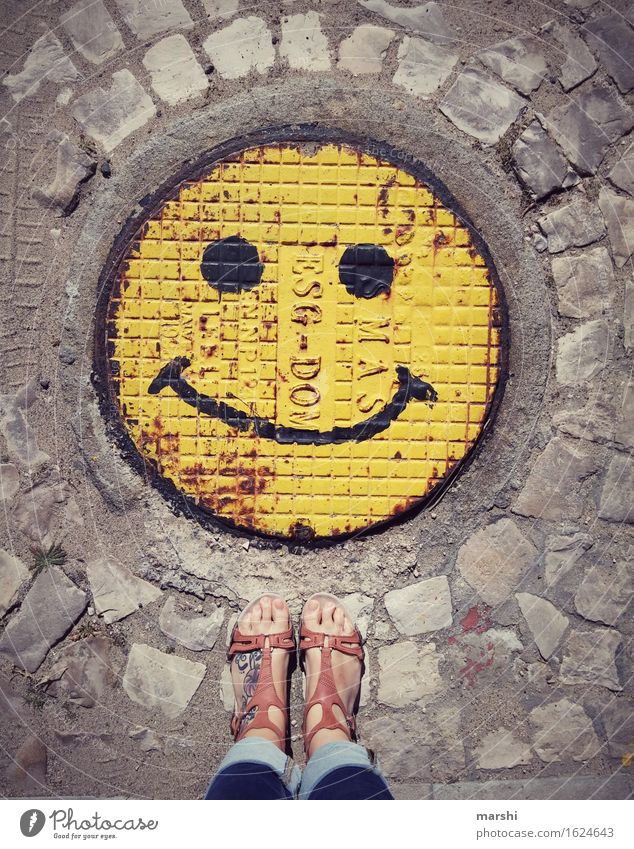 keep smiling Leisure and hobbies Human being Feminine Woman Adults Feet 1 Sign Signage Warning sign Graffiti Emotions Moody Smiley Street Gully Sandal Tattoo