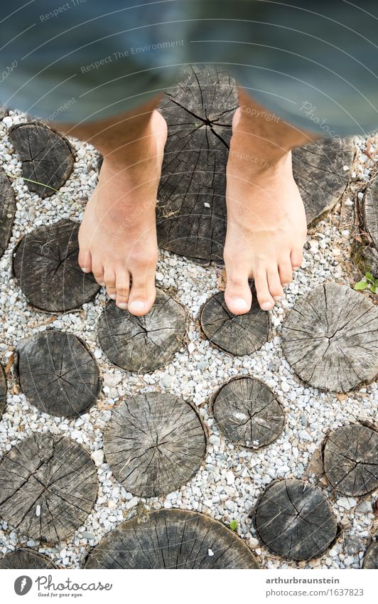 Walking barefoot on logs Personal hygiene Pedicure Healthy Athletic Life Well-being Leisure and hobbies Summer Hiking Garden Human being Masculine Young man